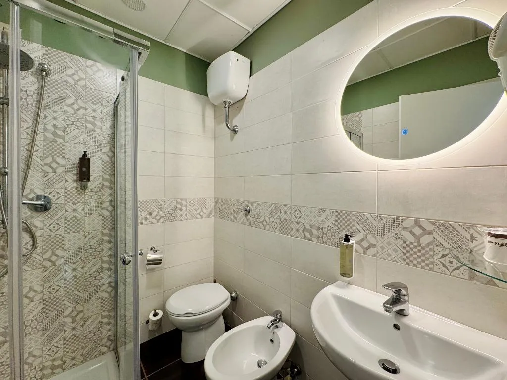 Double or Twin STANDARD Room, Hotel La Pergola, Naples