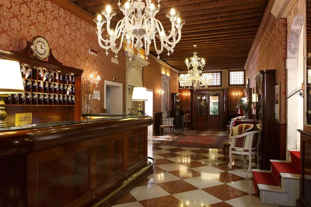 Lobby, Duodo Palace, Venice