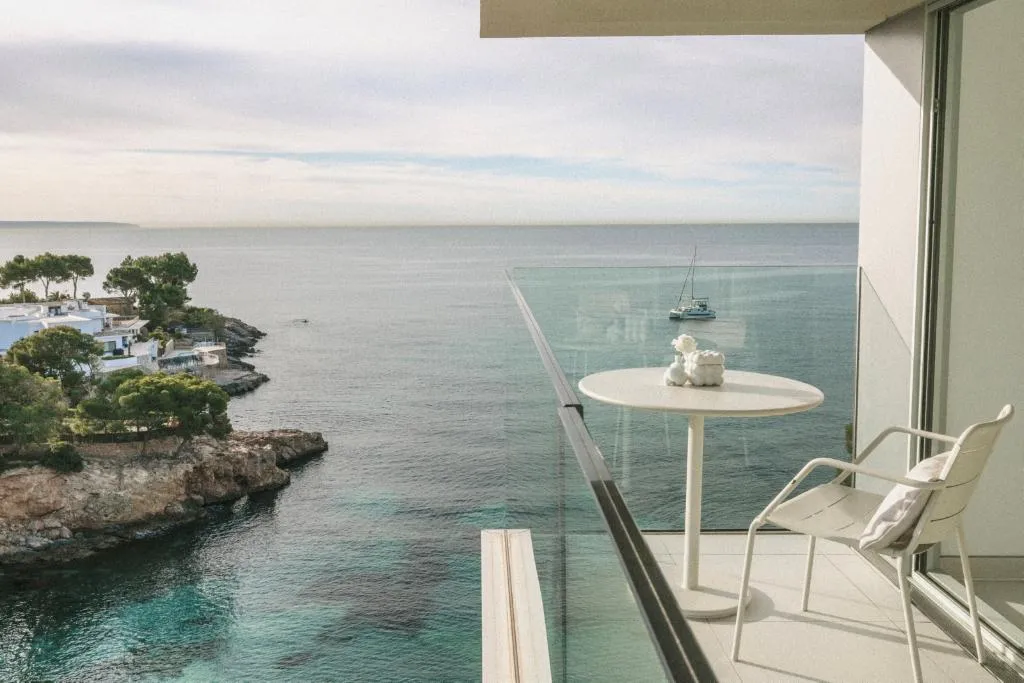 JUNIOR SUITE SEA VIEW Room, The Donna Portals, Majorca