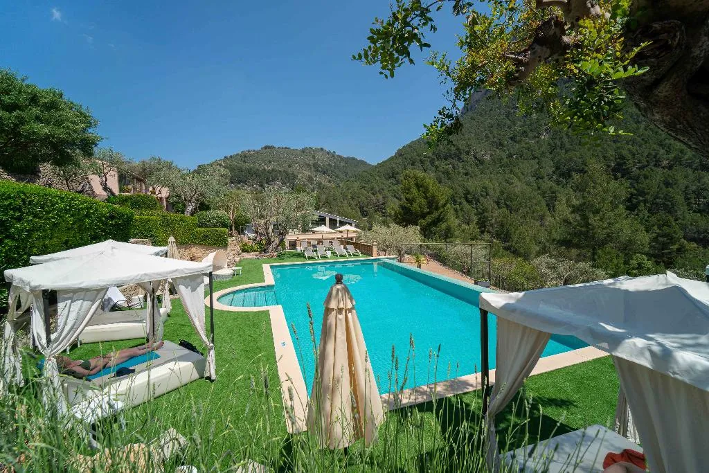 Pool, Hotel Rural S'Olivaret, Majorca