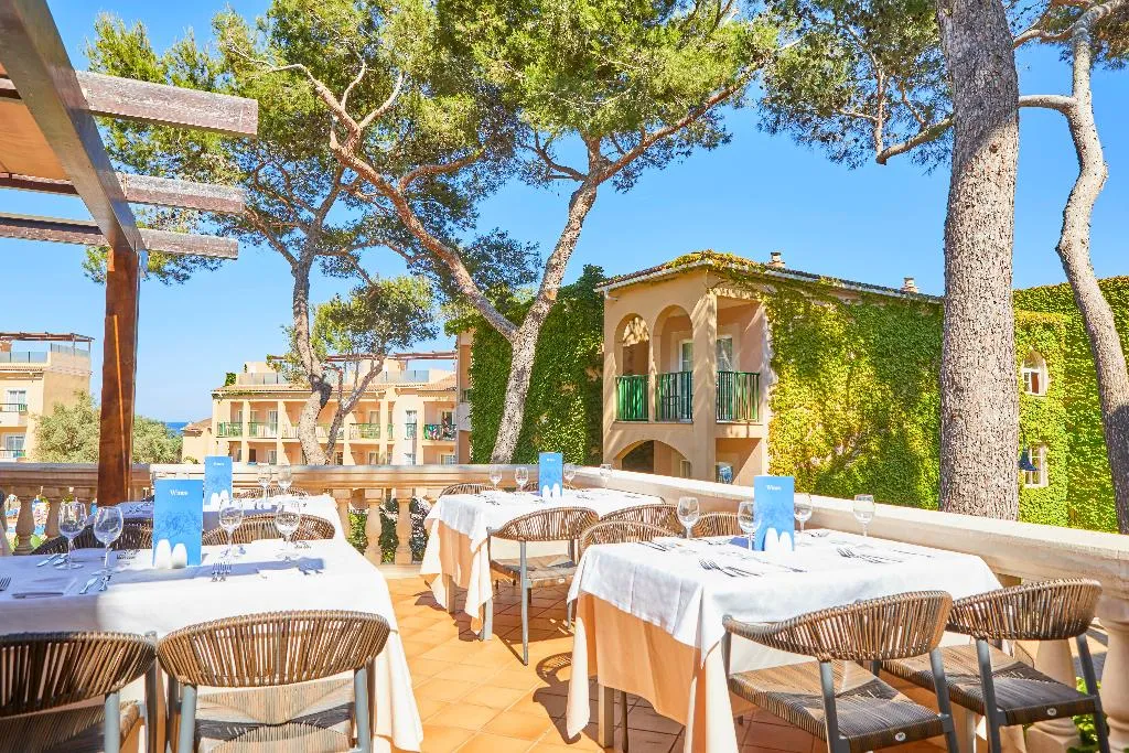 Restaurant, Zafiro Cala Mesquida, Majorca