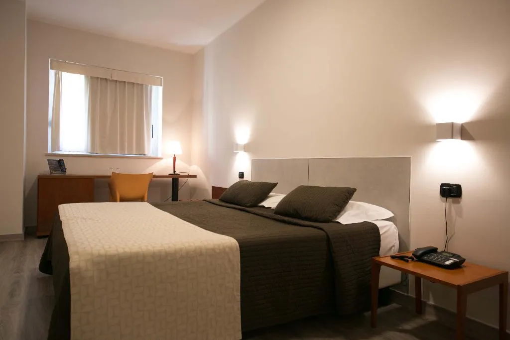 DOUBLE STANDARD Room, Mediterranea Hotel and Convention Center, Naples