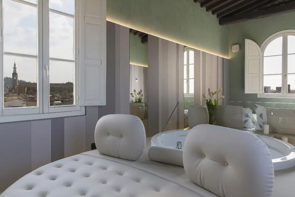 SUITE DELUXE CITY VIEW Room, Palazzo dei Ciompi, Florence