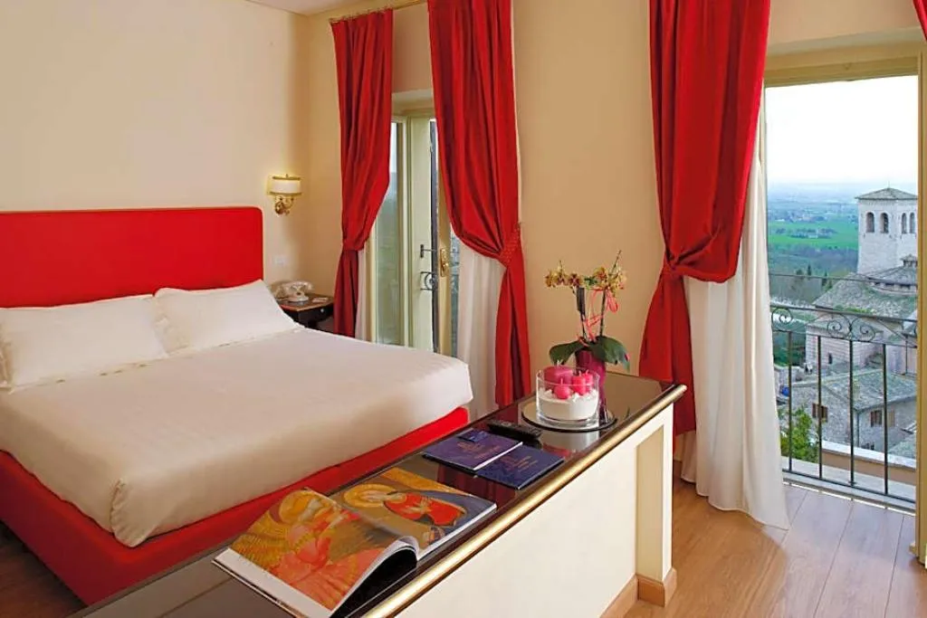 JUNIOR SUITE STANDARD Room, Giotto Hotel & Spa, Perugia