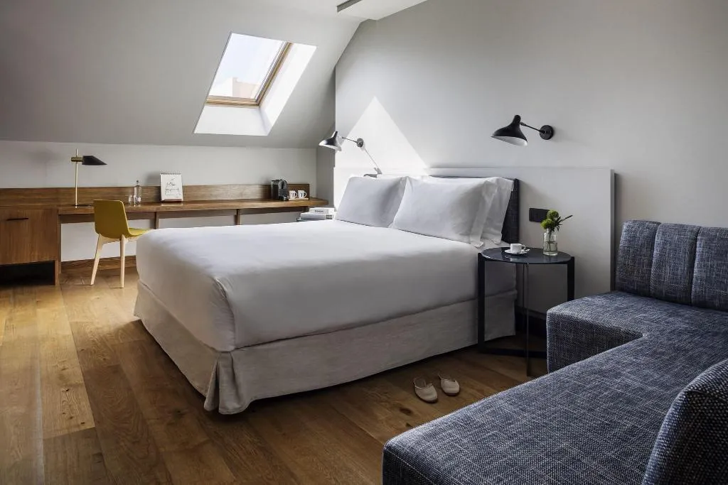 TWIN STANDARD Room, Totem Madrid, Madrid