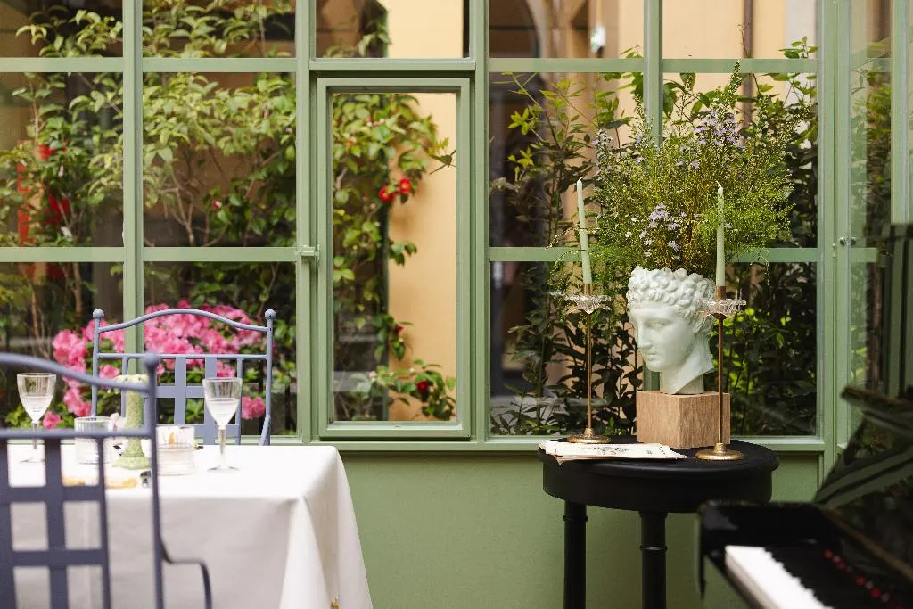 Bar, Hotel Number Nine, Florence