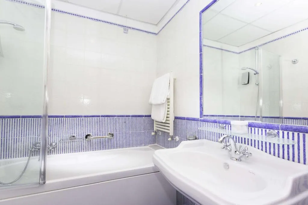 QUADRUPLE TWO BEDS Room, Best Western Art Deco, Rome