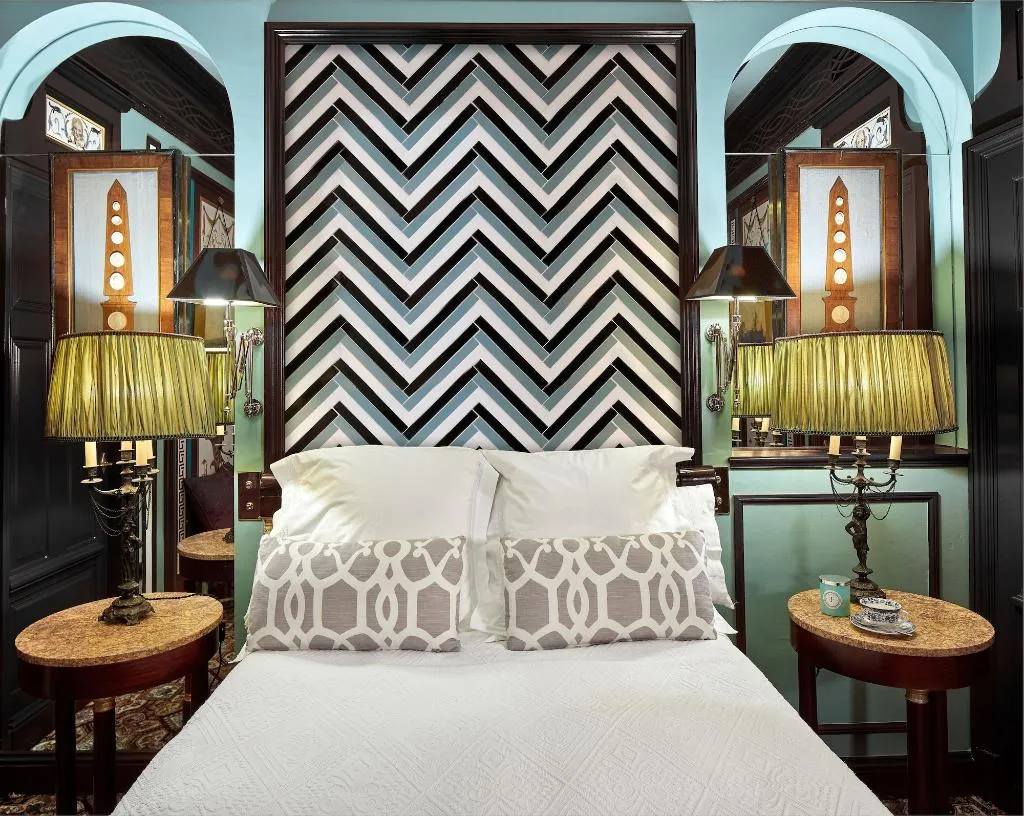 Room, Triana House, Seville