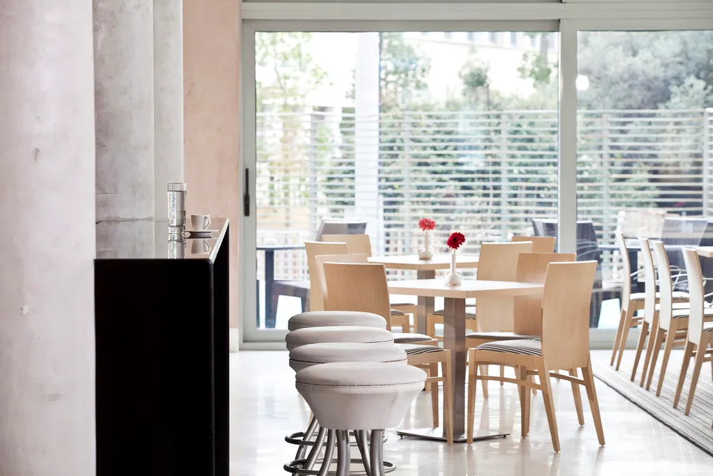 Bar, Civitel Olympic, Athens