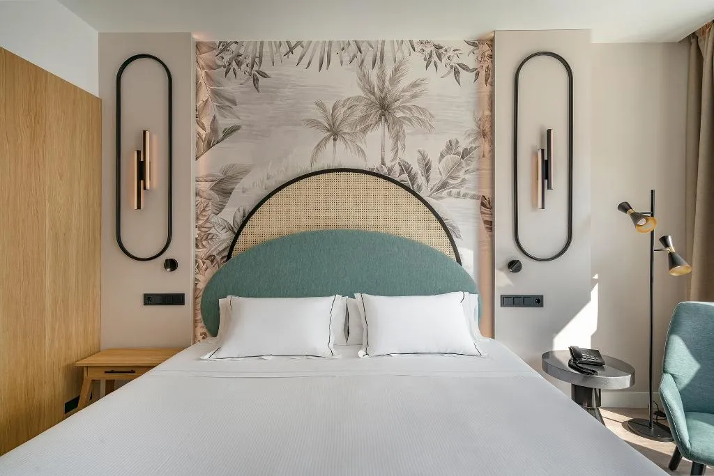 DOUBLE SINGLE USE SUPERIOR Room, Vincci Maritimo, Barcelona