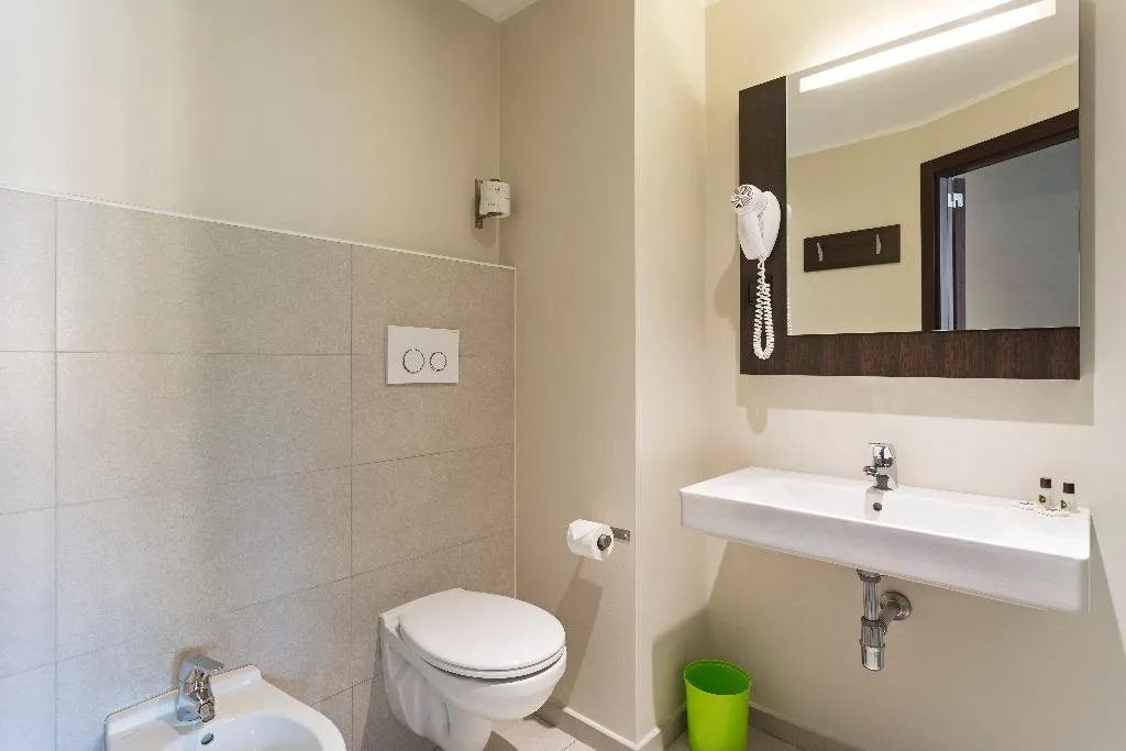 TWIN STANDARD Room, B&B HOTEL Como Camerlata, Milan