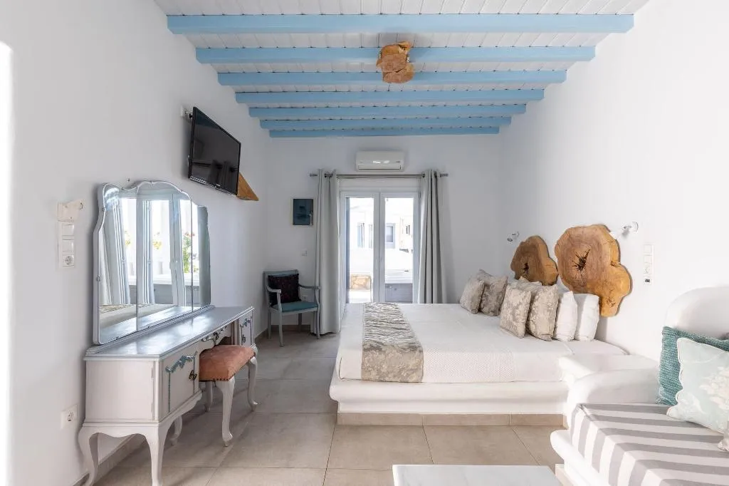 SUITE ONE BED Room, Villa Konstantin Rooms & Suites, Mykonos