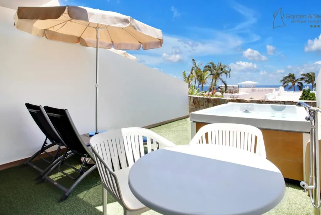 APARTMENT CAPACITY 6 TWO BEDROOMS Room, Garden and Sea Boutique Lodging by LIVVO, Fuerteventura