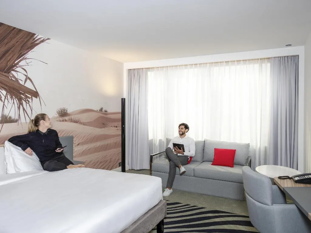 FAMILY ROOM CITY VIEW Room, Novotel Sharjah Expo Centre, Dubai