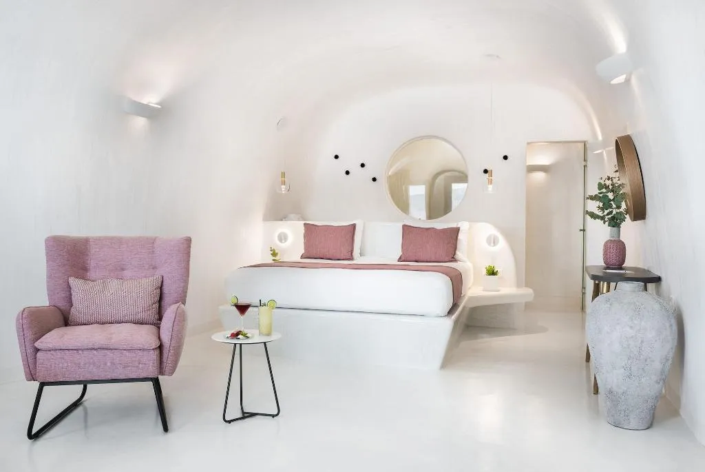 Room, Maregio Suites, Santorini