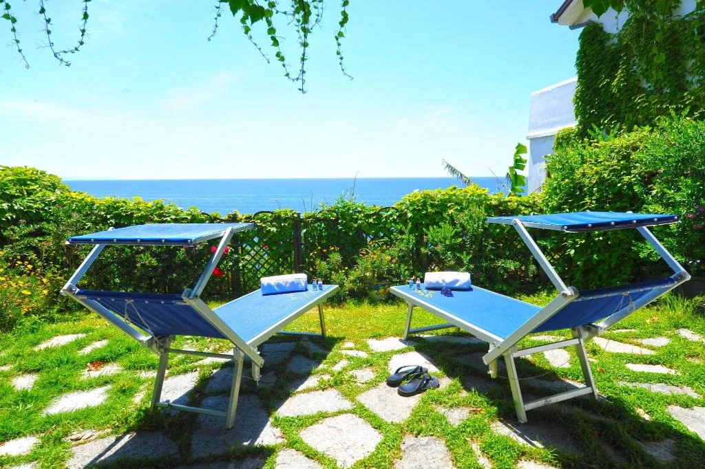 Terrace, Locanda Costa Diva, Naples