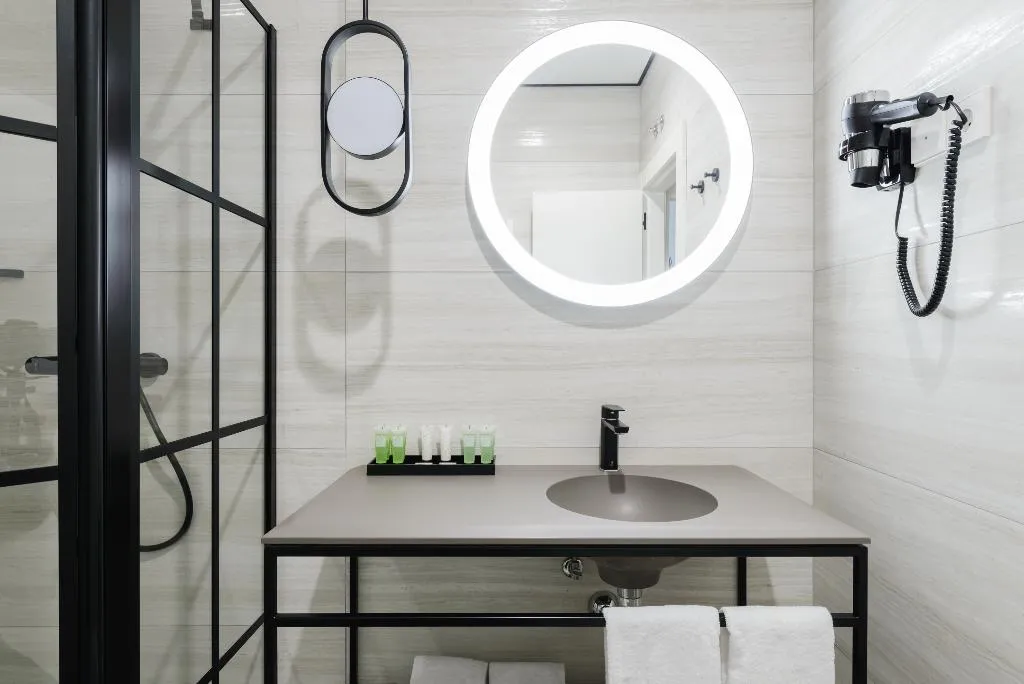 APARTMENT CAPACITY 3 ONE BEDROOM Room, Smartrental Collection Gran Vía Centric, Madrid