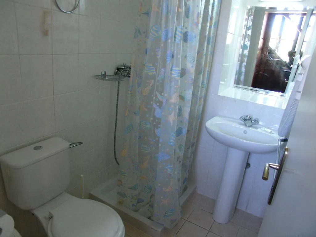 DOUBLE STANDARD Room, Summerland, Rhodes