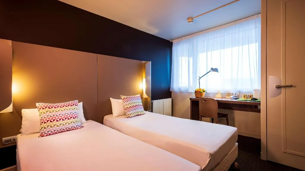 TWIN STANDARD Room, Campanile Amsterdam, Amsterdam