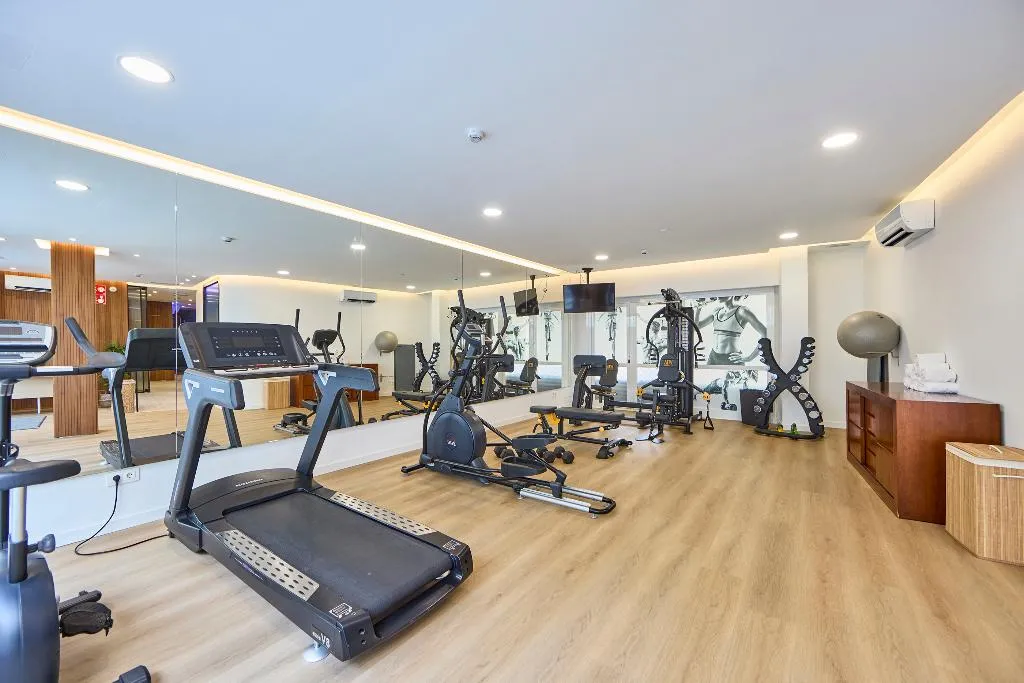 Sports and Entertainment, Tomir Portals Suites – Adults Only (+16), Majorca