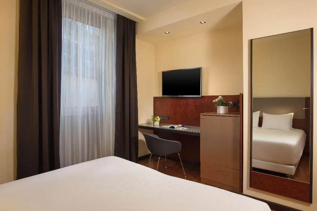 DOUBLE SUPERIOR Room, NH Bergamo, Milan
