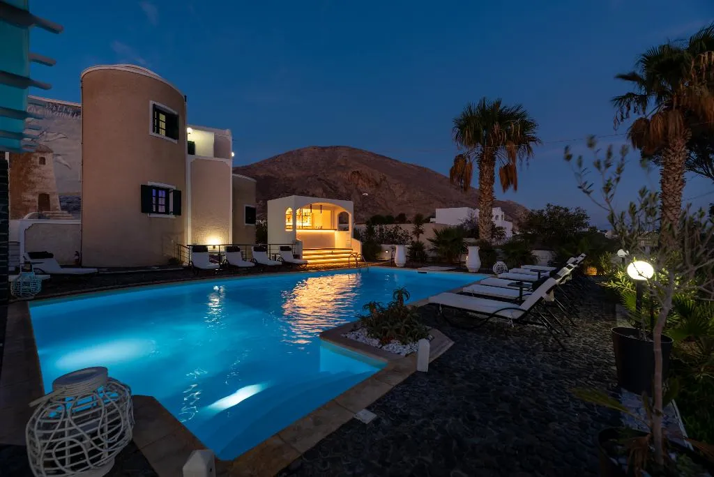 Pool, Villa Anemomilos Perissa, Santorini