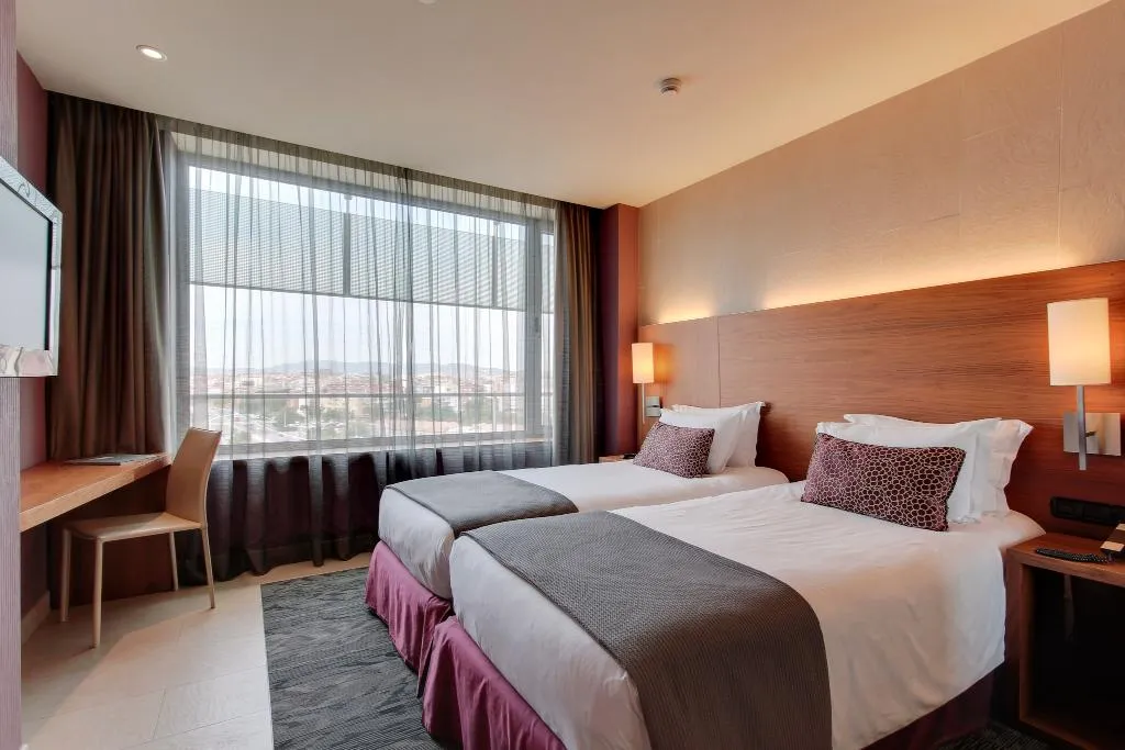 DOUBLE STANDARD Room, Badalona Tower, Barcelona