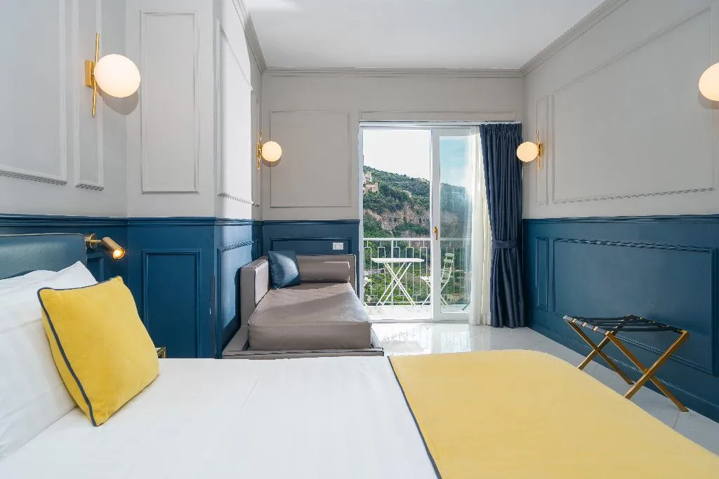 Room EXECUTIVE SEA VIEW Room, Mary Hotel, Naples