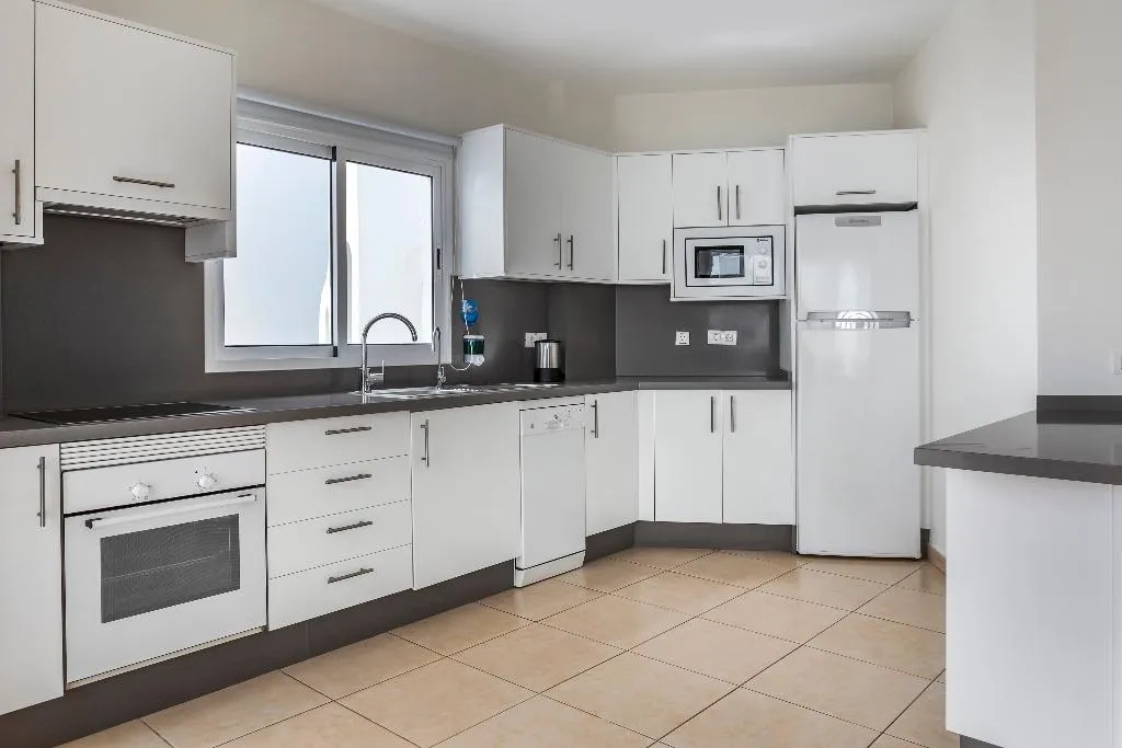 APARTMENT TWO BEDROOMS Room, Santa Barbara Golf & Ocean Golf Club, Tenerife
