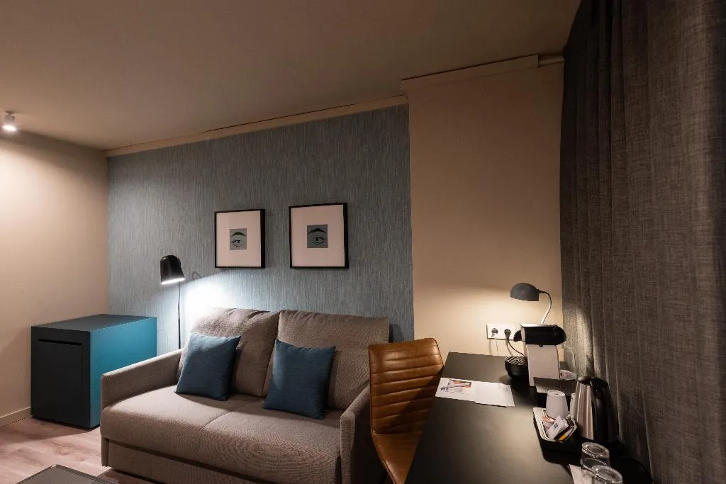 Double or Twin STANDARD Room, Atenea Rekord Suites, Barcelona