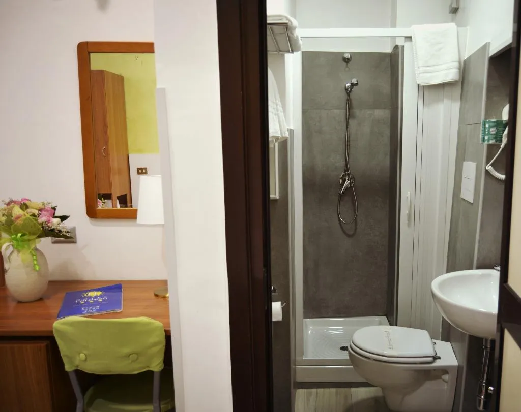 DOUBLE ECONOMY Room, Colombo, Naples
