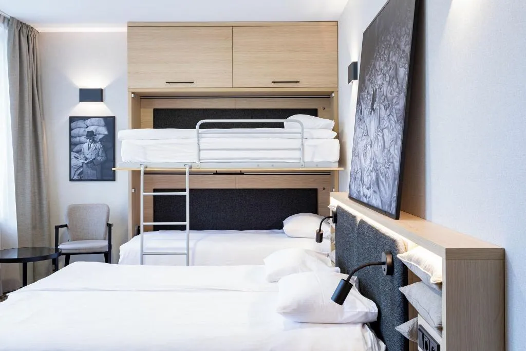 FAMILY ROOM QUEEN SIZE BED Room, Qubus Hotel Gdansk, Gdansk