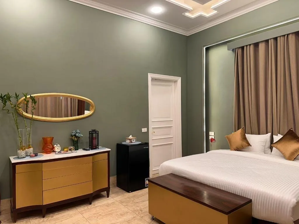 Room, Ga Plus, Cairo