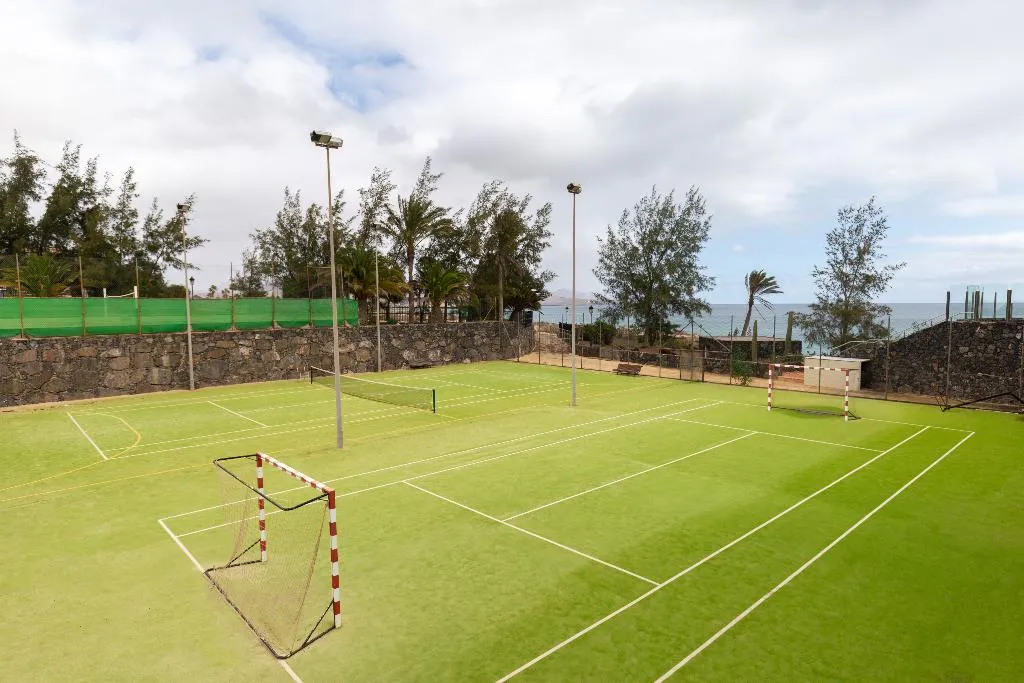 Sports and Entertainment, R2 Pajara Beach, Fuerteventura