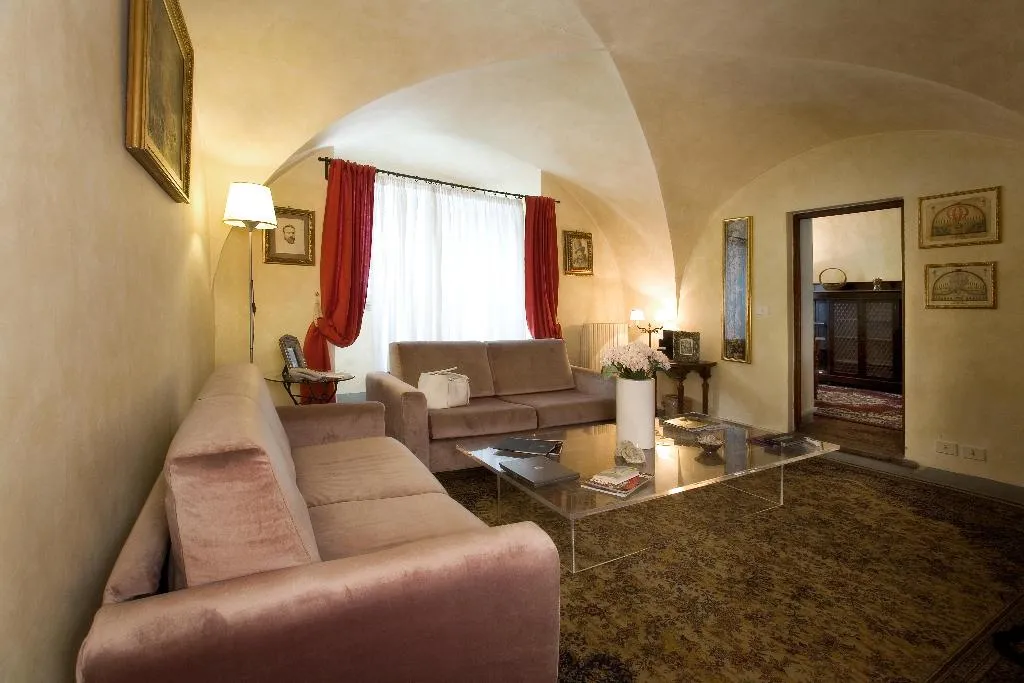 SUITE CLASSIC Room, All-Suites Palazzo Magnani Feroni, Florence