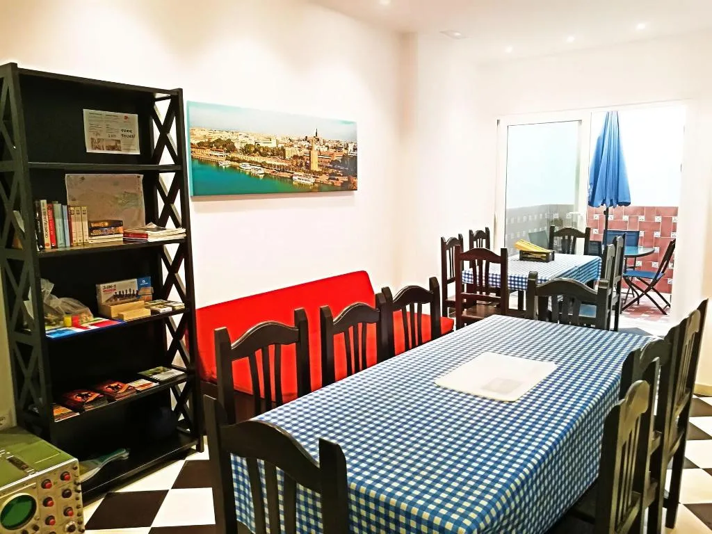 Restaurant, Hostel A2C - Adults Only, Seville