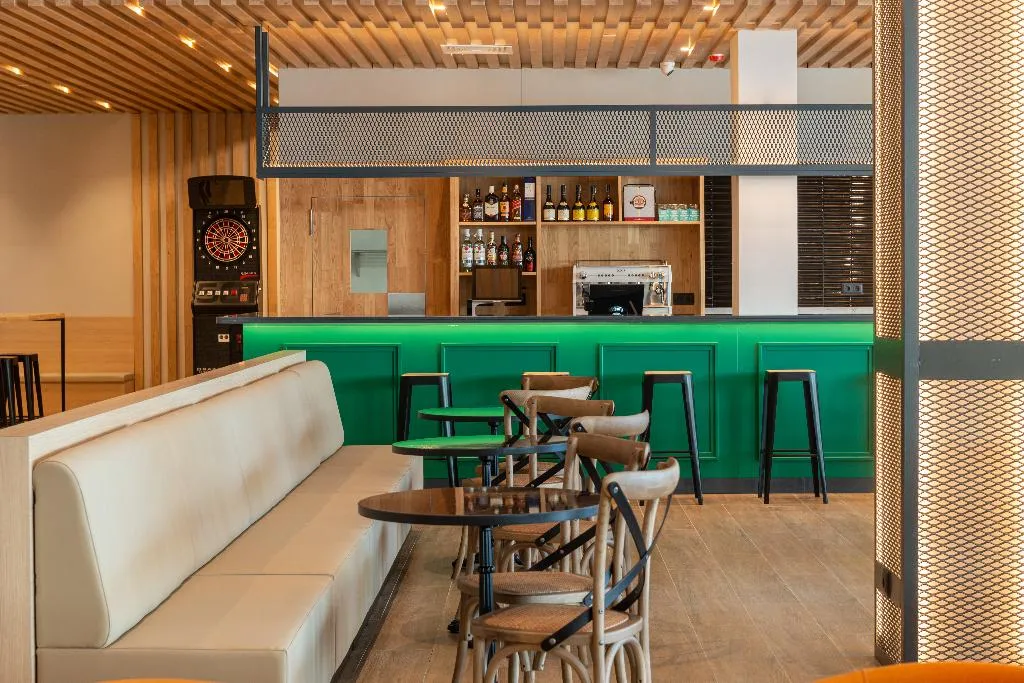 Bar, L'Azure Hotel, Costa Brava