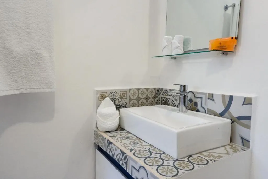 DOUBLE SUPERIOR QUEEN BED Room, Linda Vecindad Playa Del Carmen, Playa Del Carmen