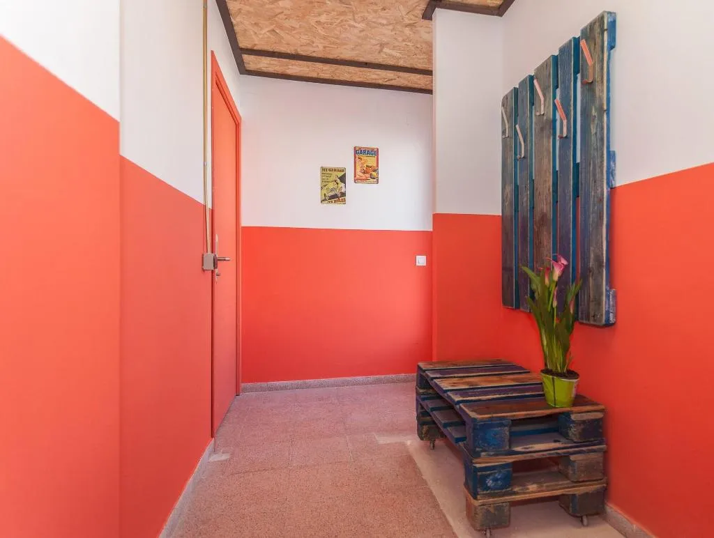 Room, Neptuno Hostal, Costa Brava
