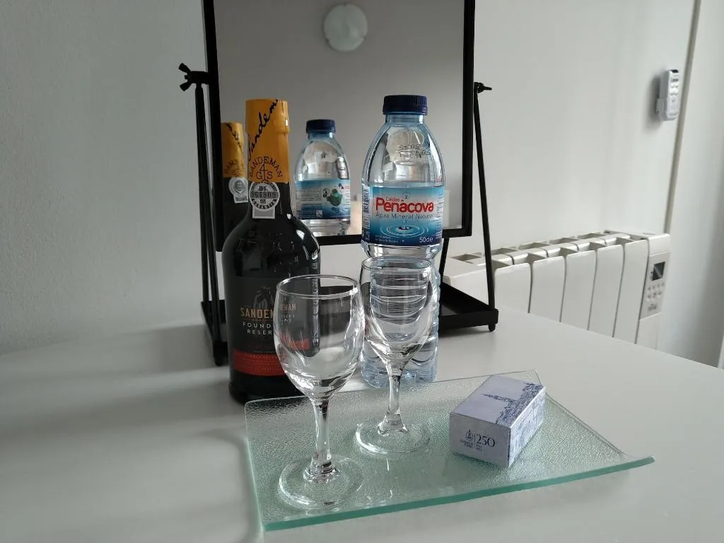 SINGLE STANDARD Room, Residencial Triunfo, Porto