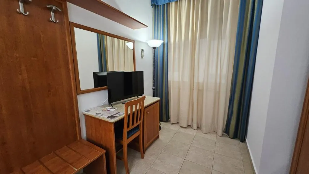 SINGLE BASIC Room, GH Hotel & Restaurant, Palermo