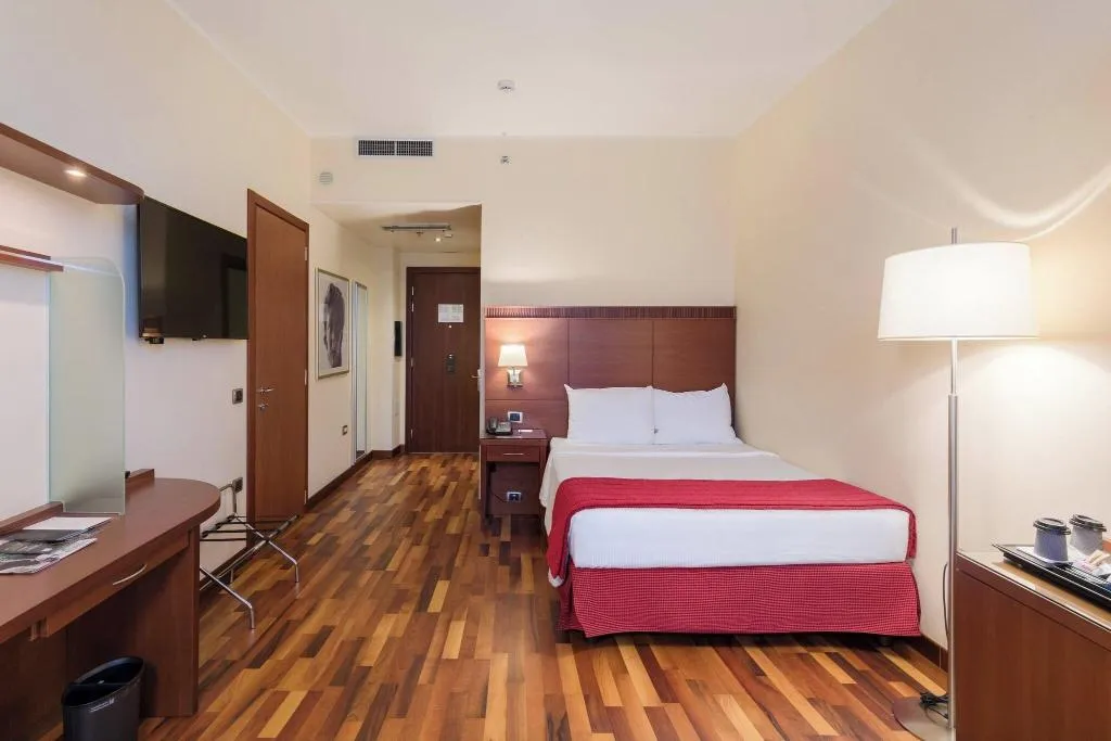 DOUBLE KING SIZE BED Room, Courtyard Venice Airport, Venice