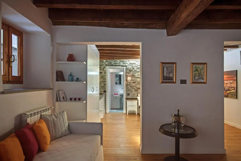 Room, Residenza d'Epoca Borgo Albizi, Florence