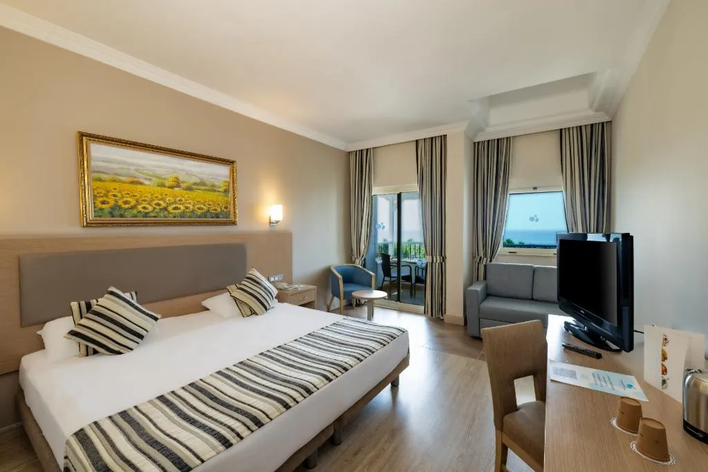 DOUBLE SIDE SEA VIEW Room, Crystal Tat Beach Pearl Collection, Antalya