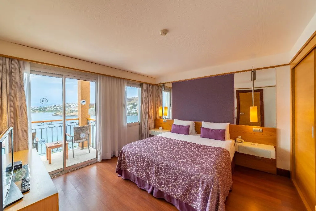 FAMILY ROOM SUPERIOR CAPACITY 4 Room, Kefaluka Resort, Bodrum