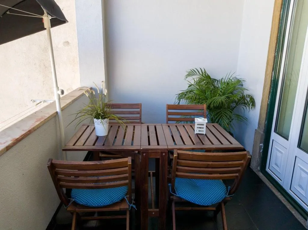 Terrace, Dukostel, Lisbon