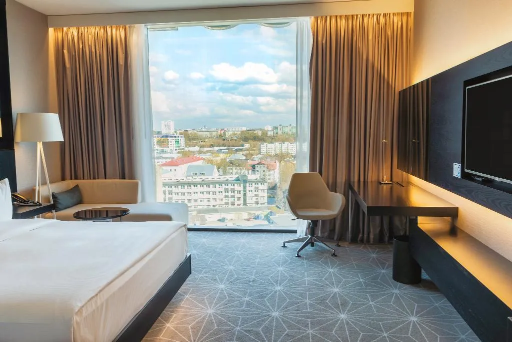 DOUBLE EXECUTIVE Room, Hilton Tallinn Park, Tallinn