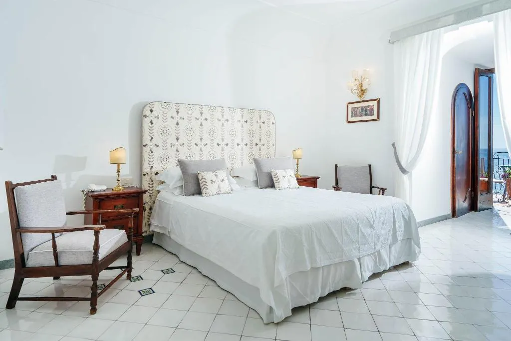 DOUBLE SUPERIOR SEA VIEW Room, Miramare, Naples