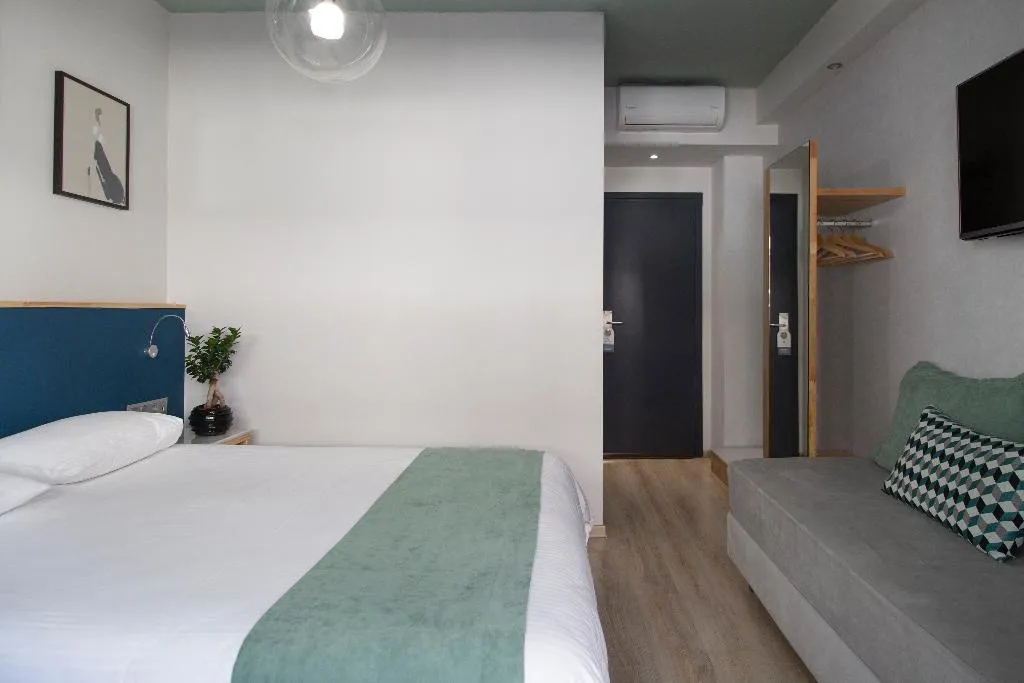 TRIPLE STANDARD Room, Be My Guest Athens, Athens