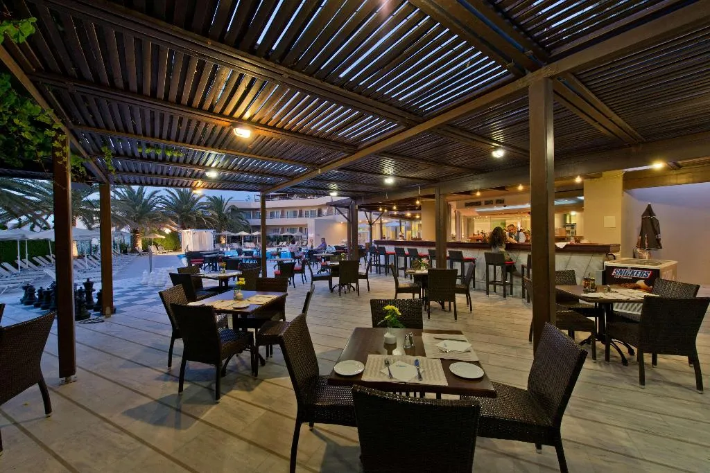 Restaurant, Minos Aparthotel, Crete